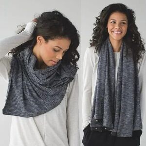 Lululemon Vinyasa Scarf Coco Pique Black White W9M65S